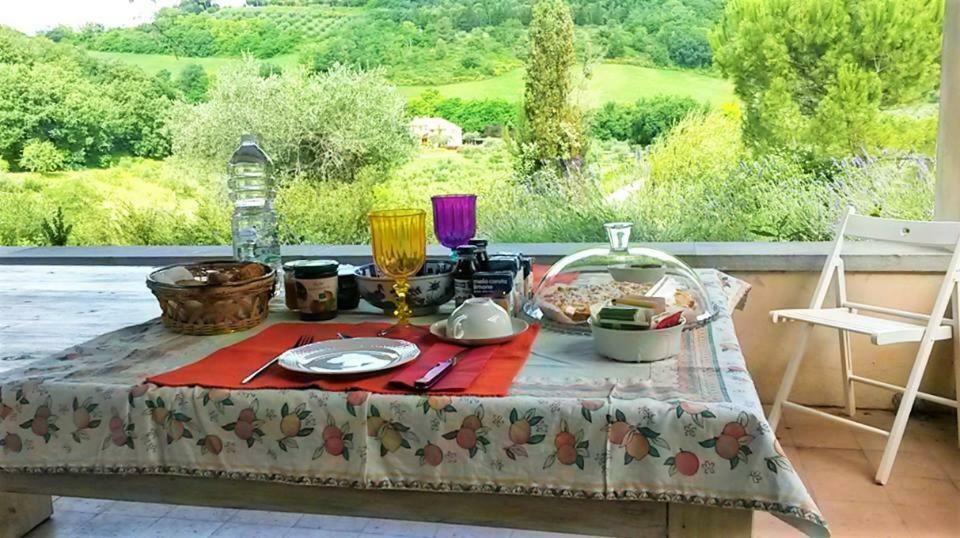 Agriturismo La Barca Nel Bosco Rosciano  Dış mekan fotoğraf